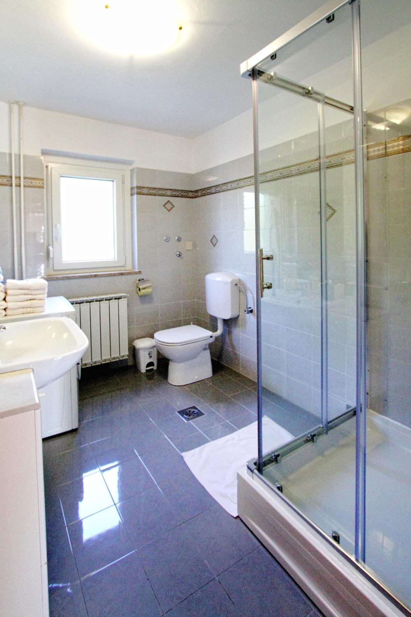 Apartment Hisa Korte 伊佐拉 外观 照片